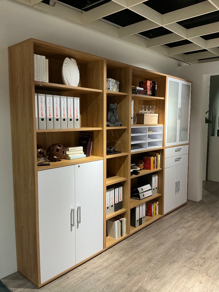 Bürowand von FMB Möbel GmbH