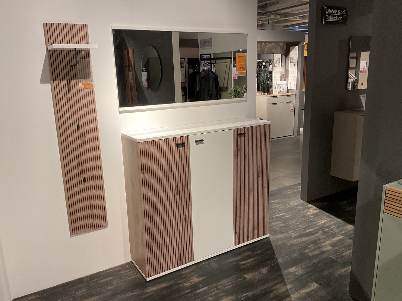 XXXLutz Ausstellungsstück Möbel Garderobe Menaro Eiche weiß