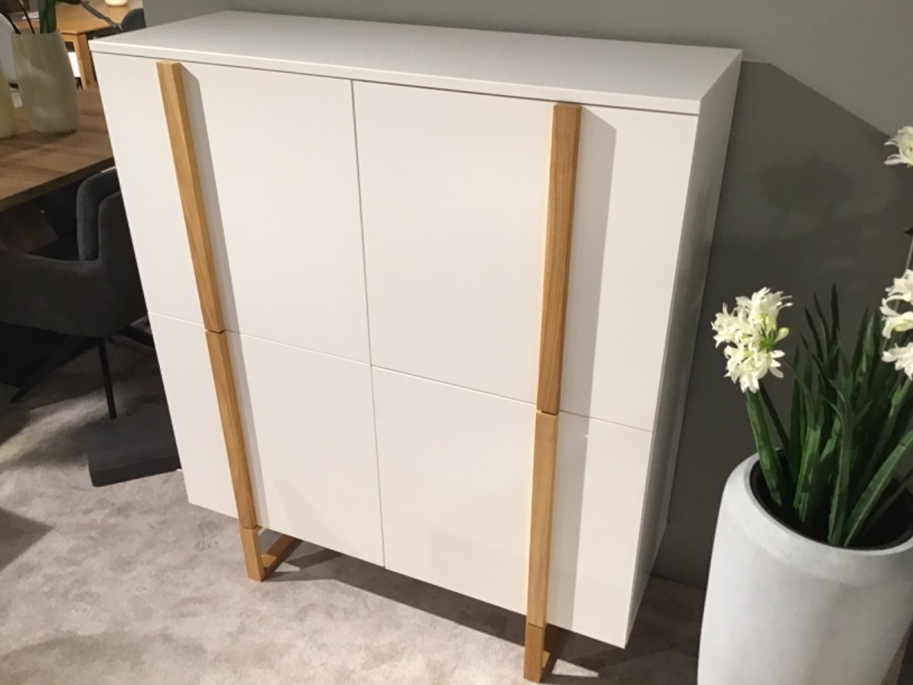 Highboard
