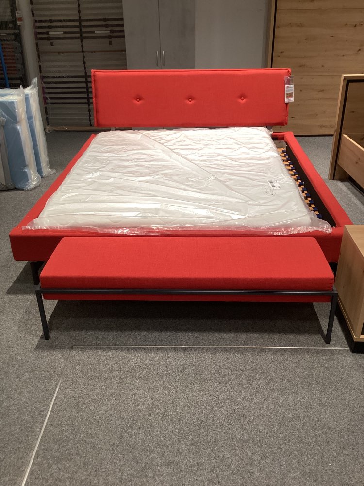 Bettgestell inkl. Hocker