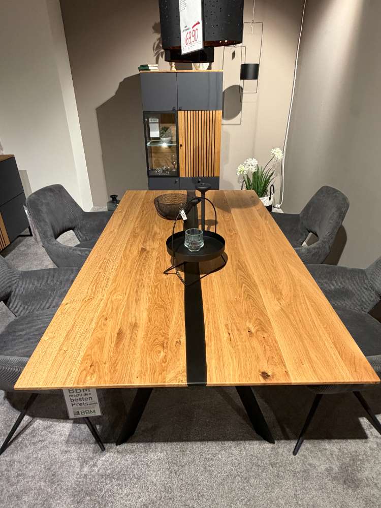 Tafel – Tisch / Eiche / massiv