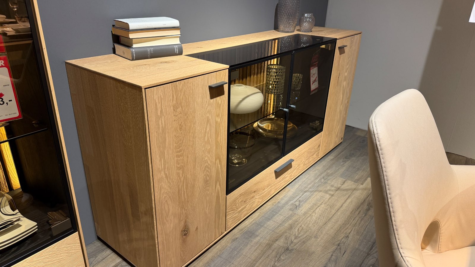Sideboard ca. 173 x 80 x 44 cm in Kerneiche natur mit Lamellenabs