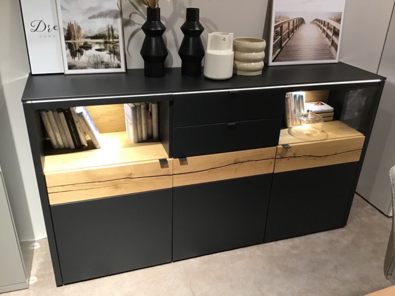 Sideboard