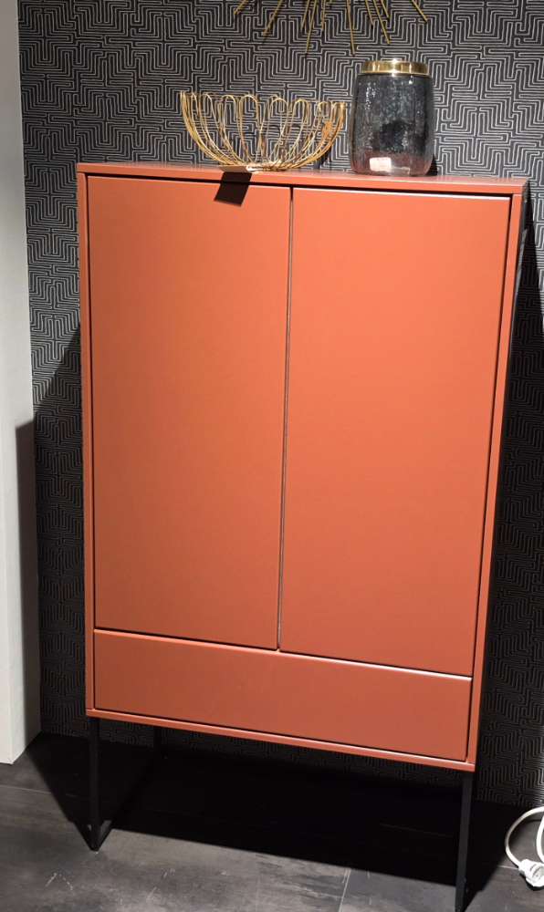 Highboard Lack matt oxidrot BHT ca 75×139,7×37,1 cm