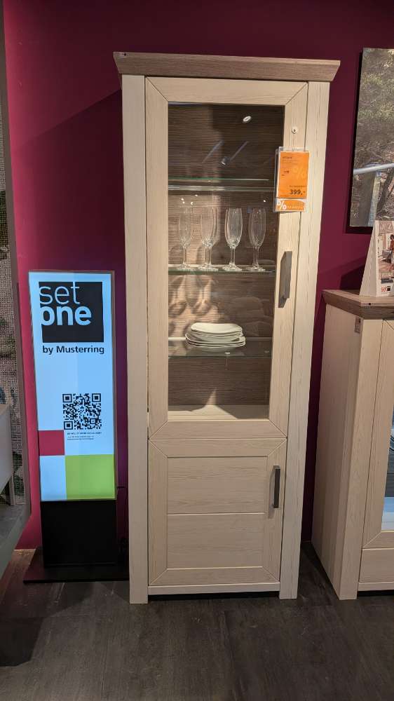XXXLutz,Möbel, Vitrine
