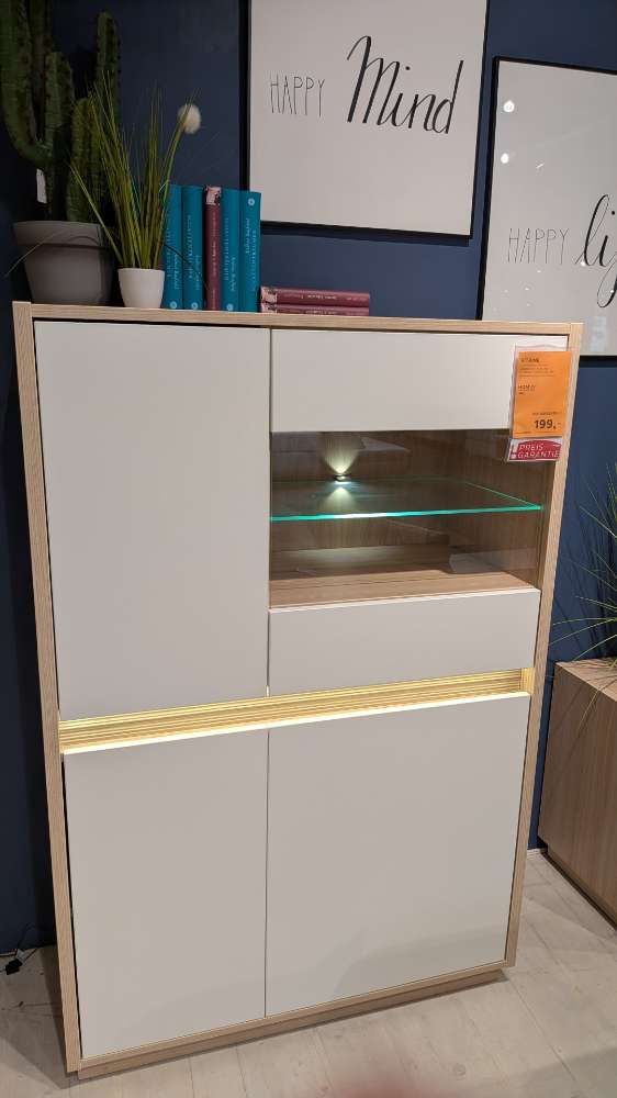 XXXLutz,Möbel, Vitrine