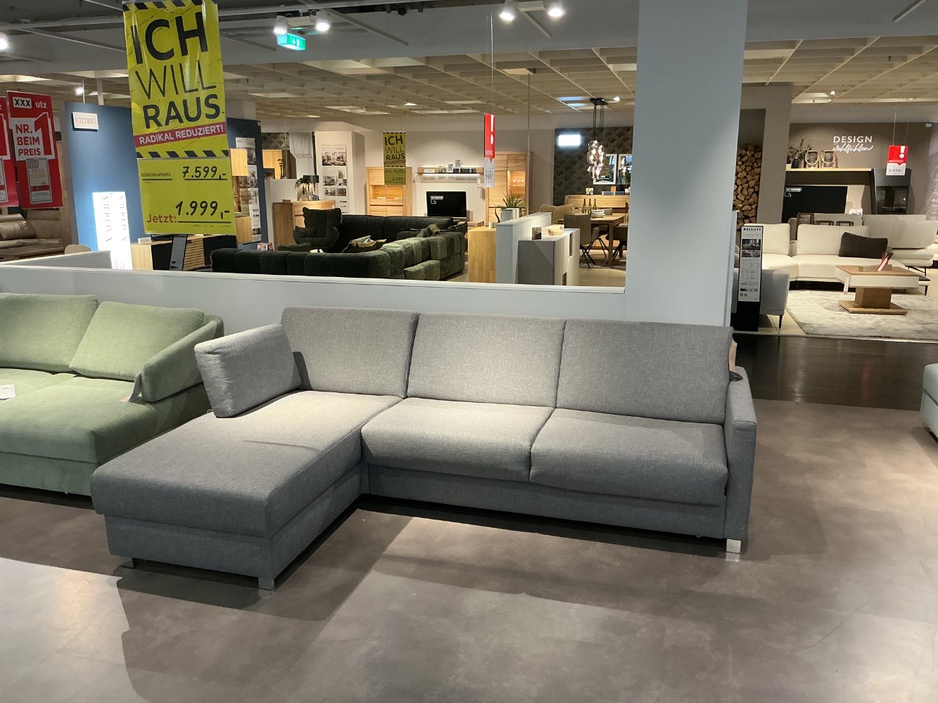 Eckschlafsofa Bali 258x84x183cm grau – XXXLutz Fellbach