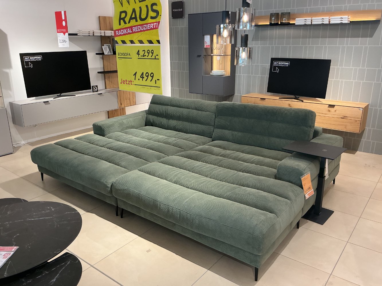 Dieter Knoll Sofa cord grün – XXXLutz Fellbach