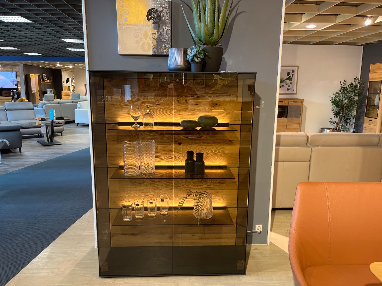Higtboard-Vitrine