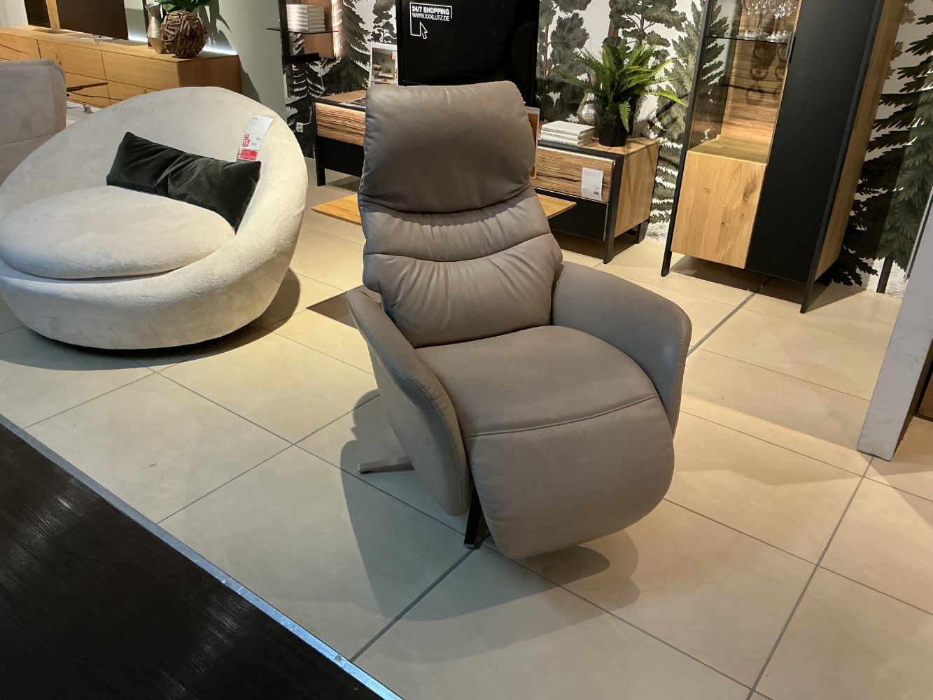 Himolla Relaxsessel EchtLeder beige – XXXLutz Fellbach