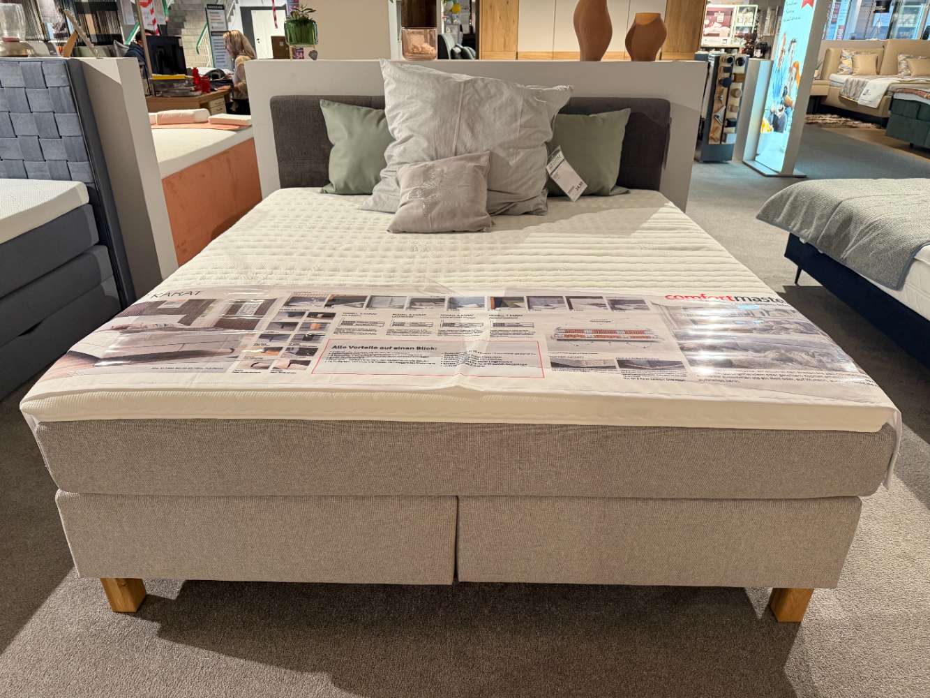 Boxsprinbett / komplett / Beige / Grau