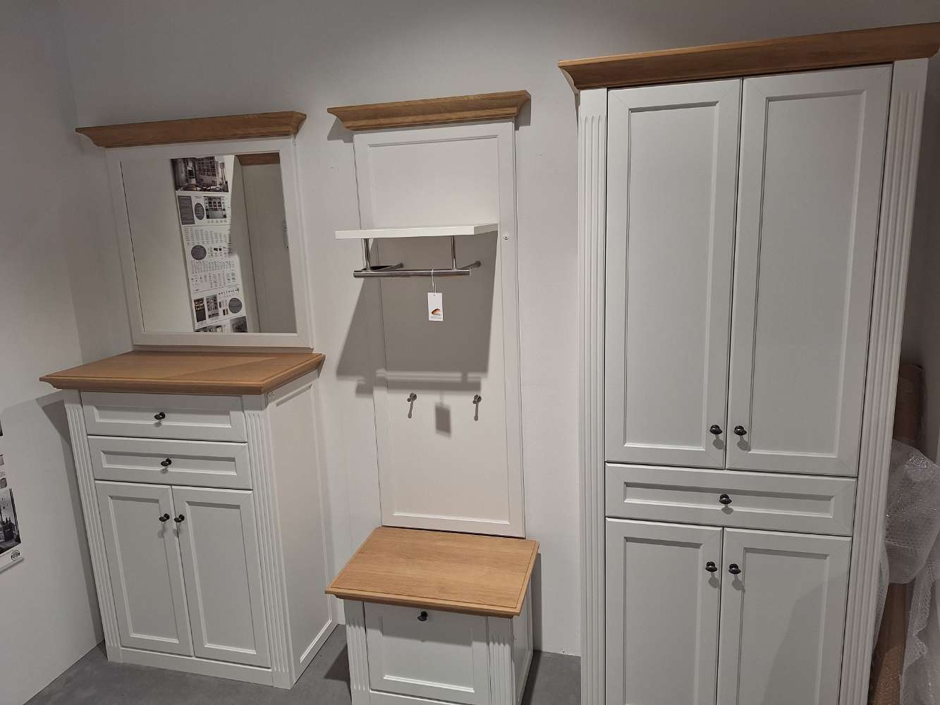 Komplett-Garderobe