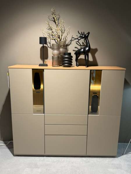 Highboard in Grau Lack matt, Risseiche Dekor mit LED-Beleuchtung