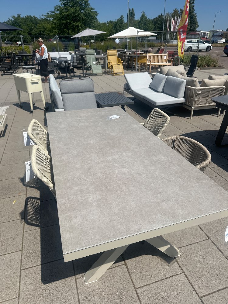 Gartentisch Arona
