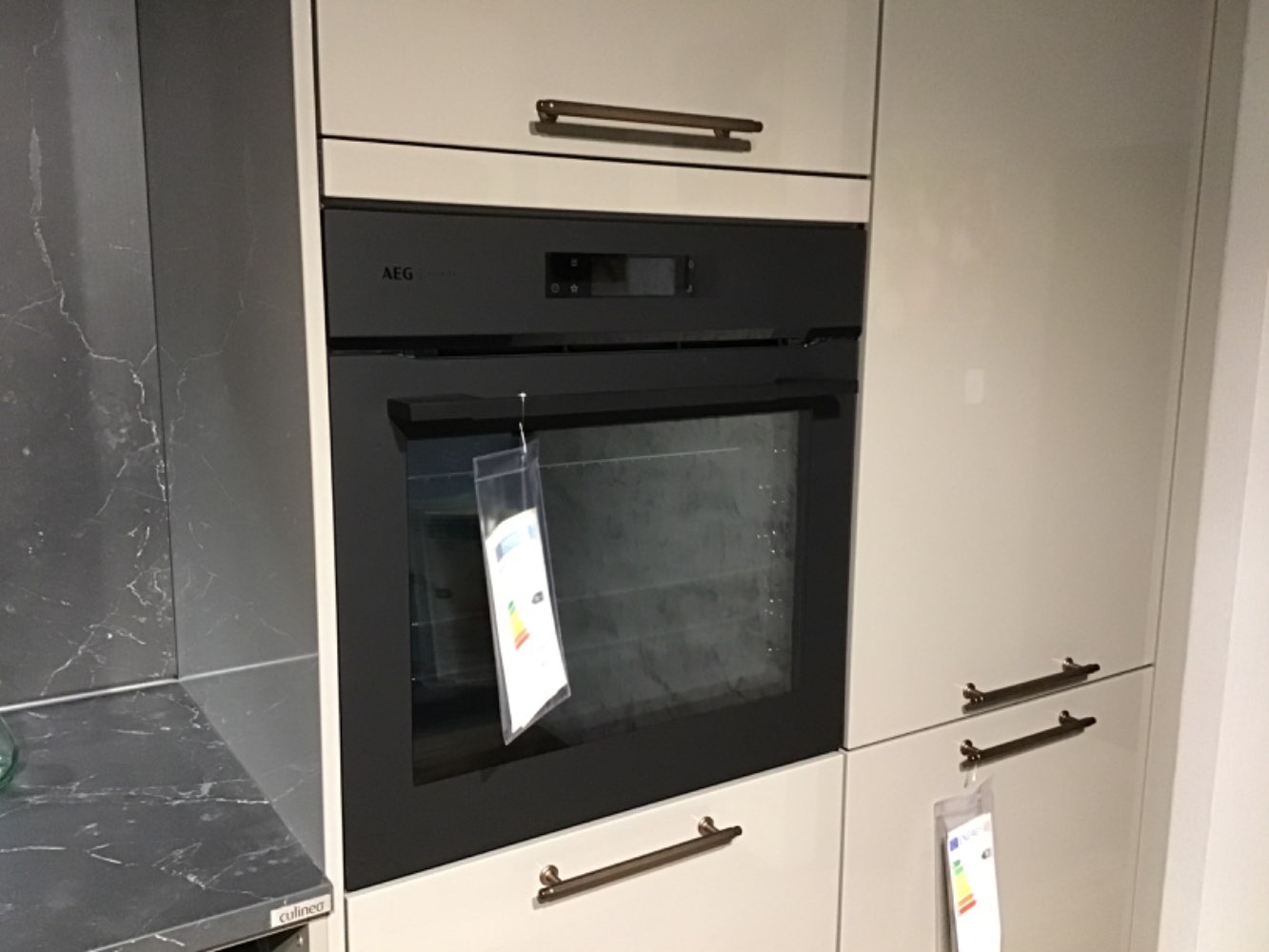 AEG Backofen BE6100T in schwarz matt,Breite 60cm