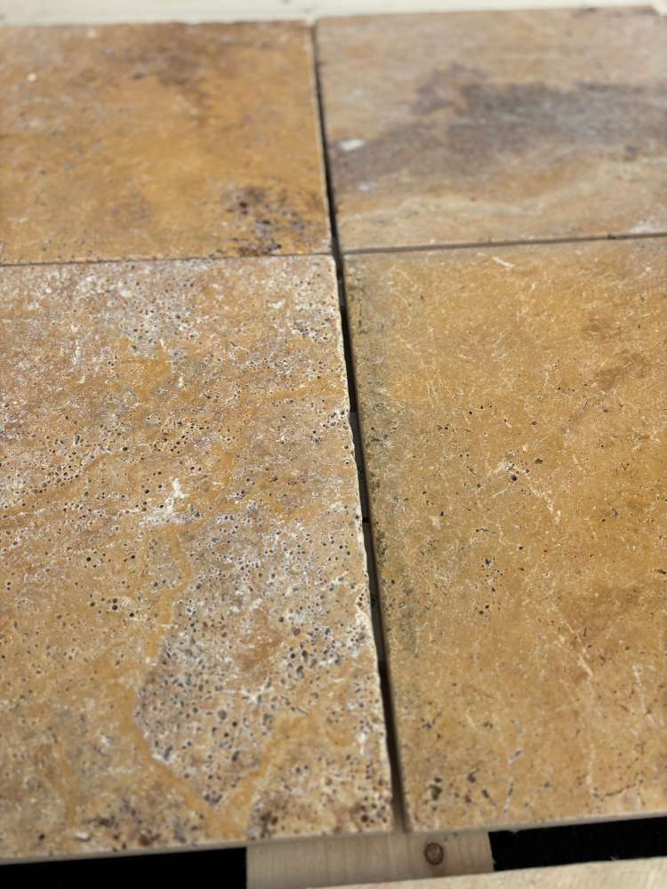 TERRASSENPLATTEN TRAVERTIN orange -antik- 39,7×39,7x3cm -Auslauf-