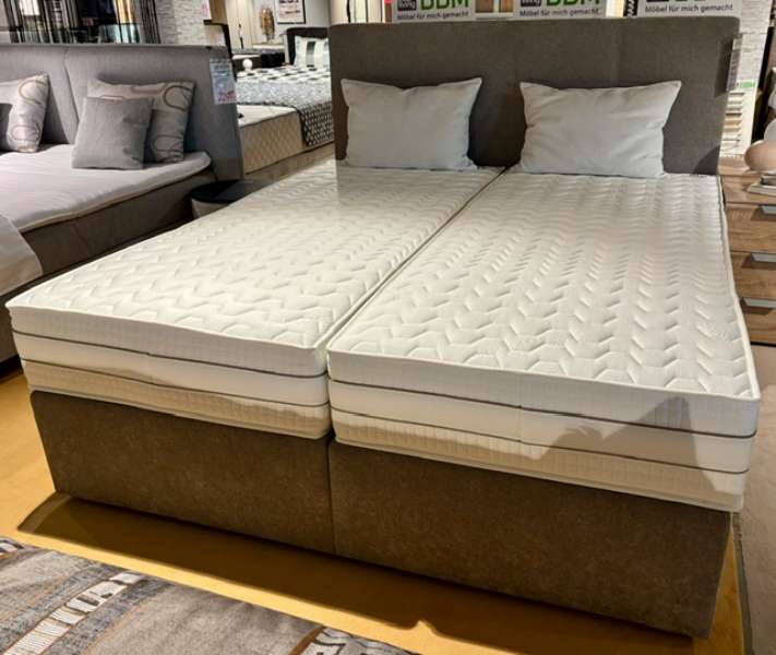 Boxspringbett mit integriertem Topper und Stauraum 180x200cm