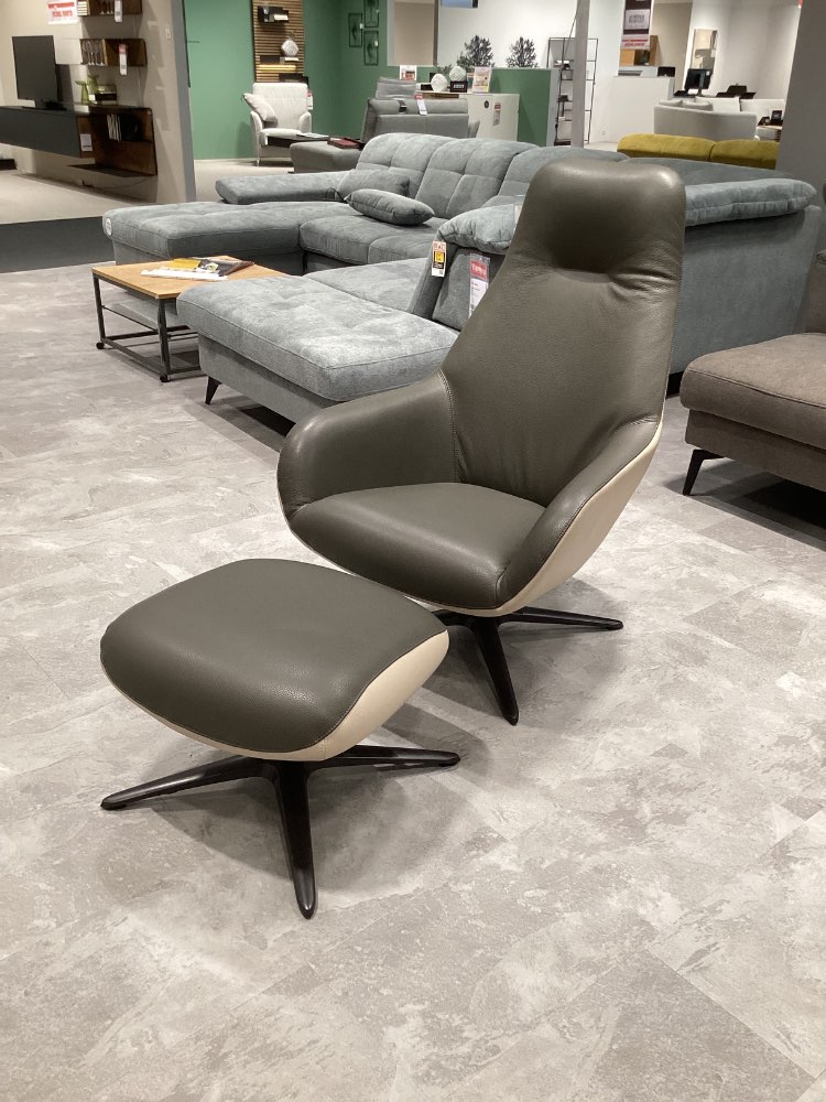 Sessel mit Hocker Spot Two