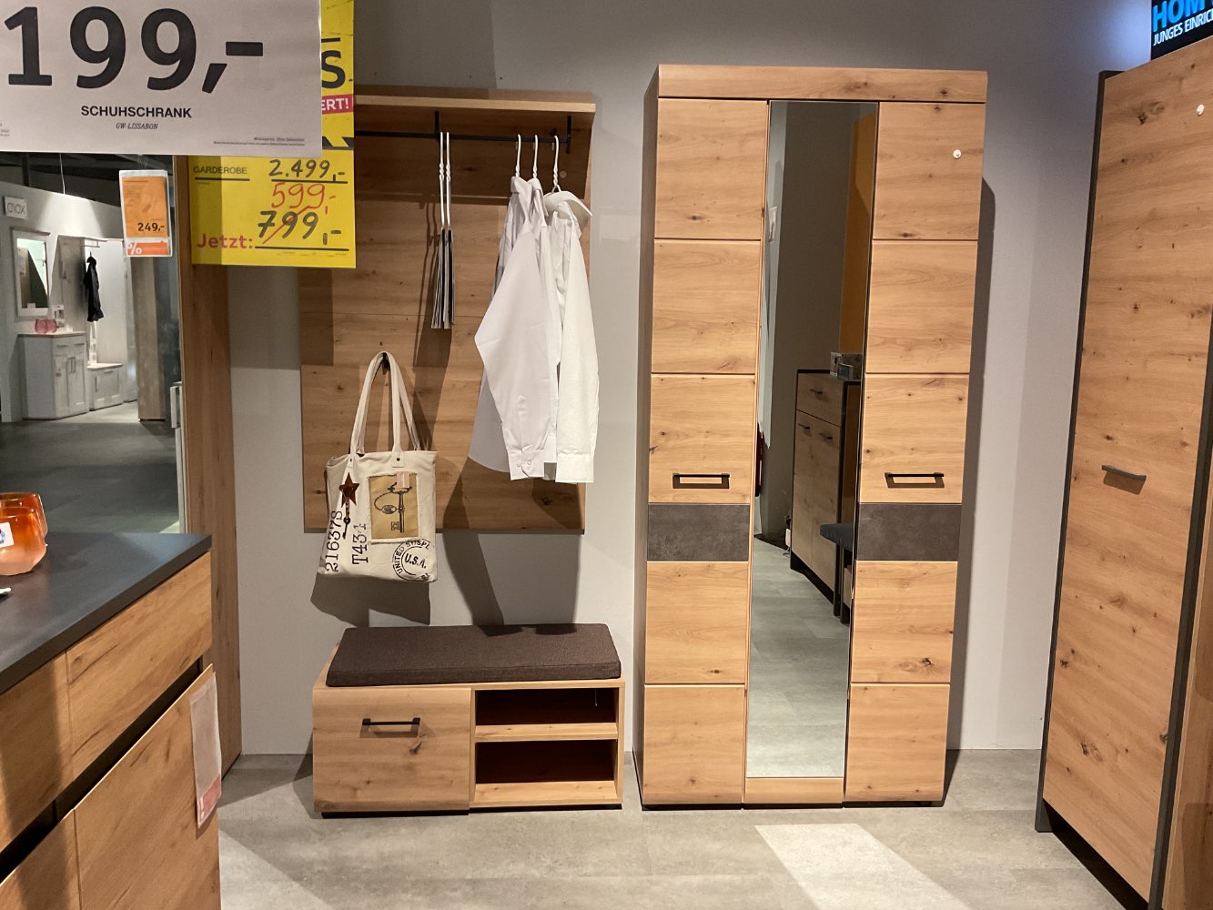 XXXLutz Ausstellungsstück Möbel Garderobe Cassy Artisan Eiche NB