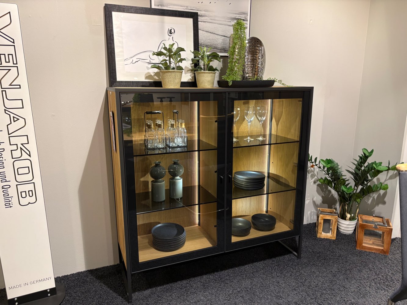 Venjakob Tagena Highboard