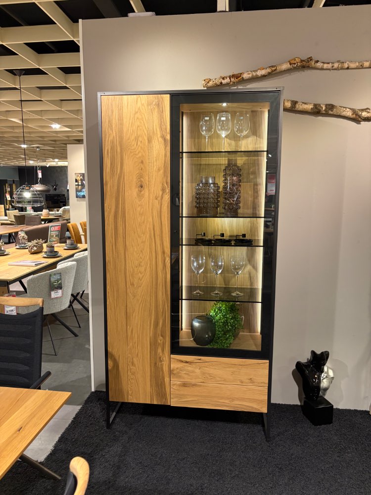 Venjakob Tagena Vitrine