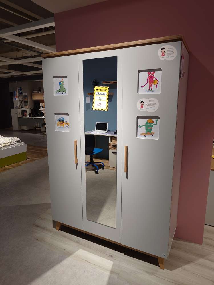 Kleiderschrank 3-türig