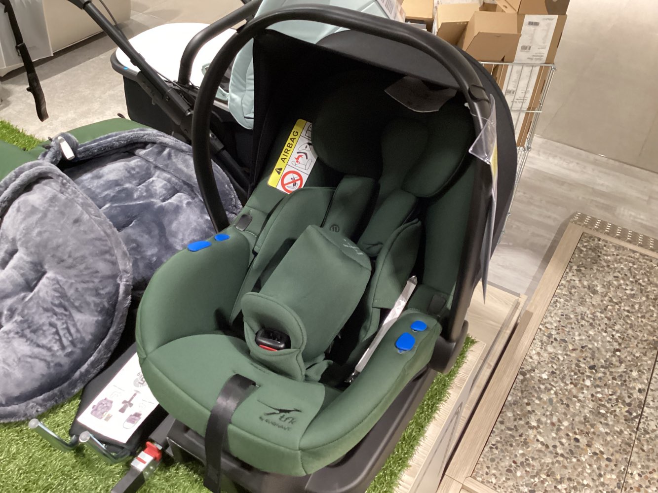 Babyschale Avionaut von Trends for Kids