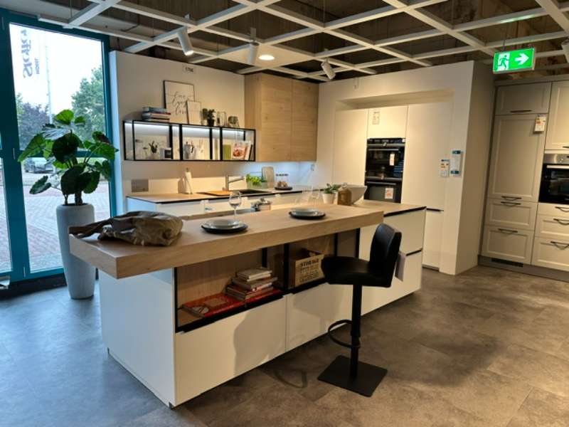 Musterküche „Interliving IL3110“ weiß Nb.
