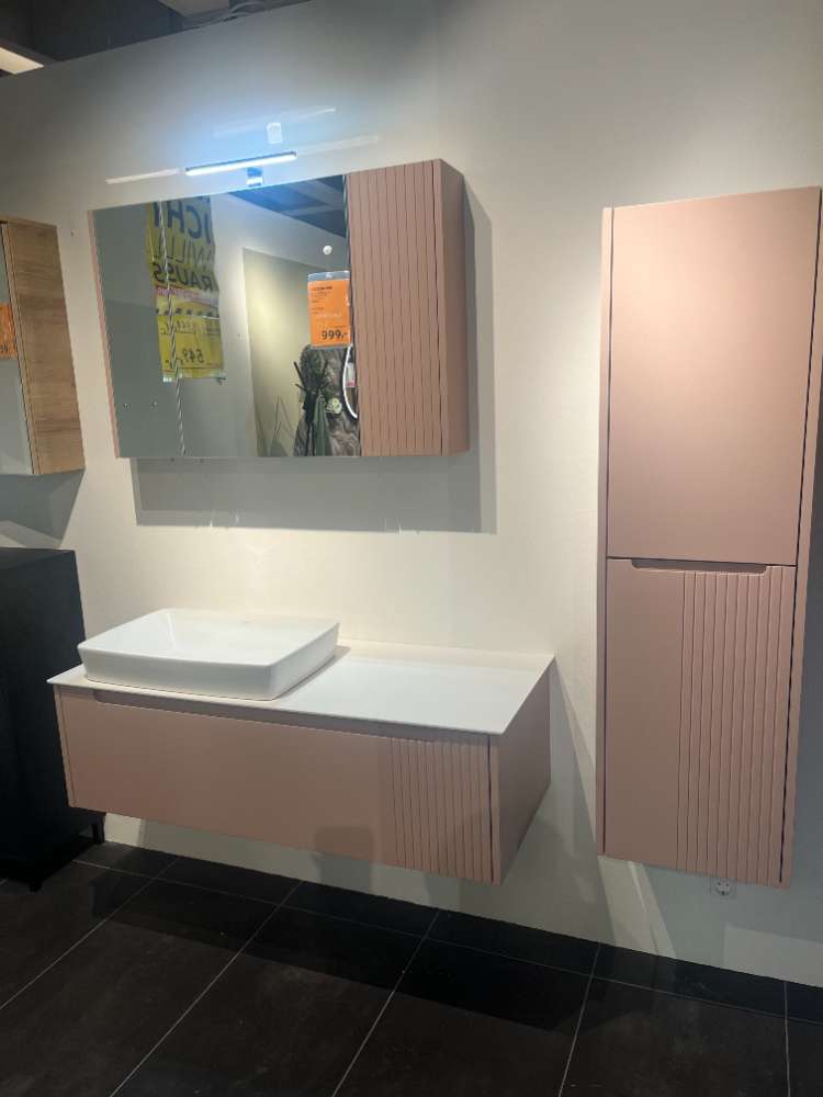 Möbel, Badezimmer Rosa, XXXLutz
