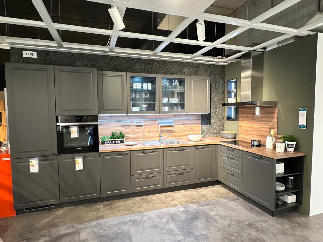 Musterküche „Interliving IL 3390“ Graphit Softlack