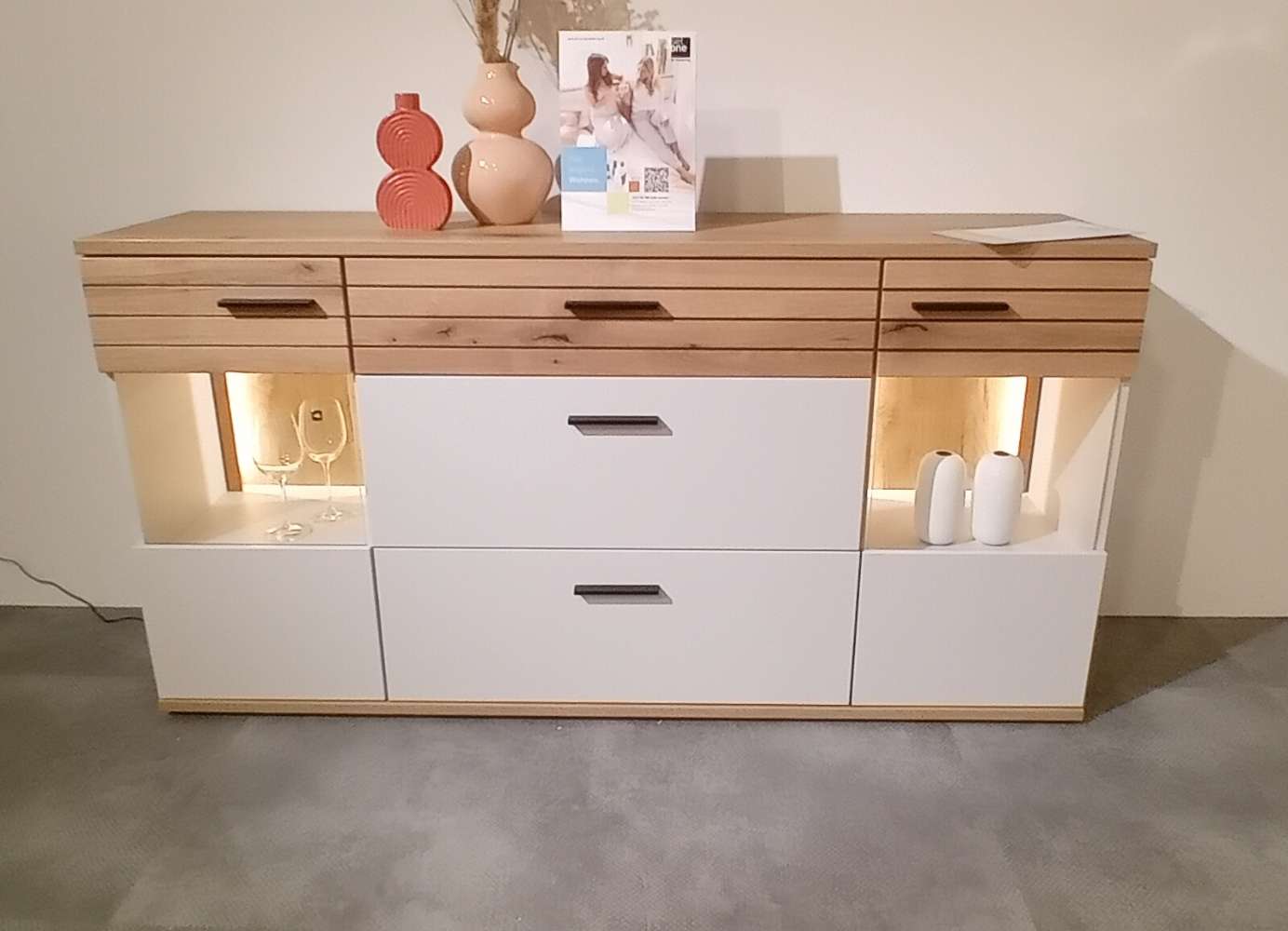 Sideboard