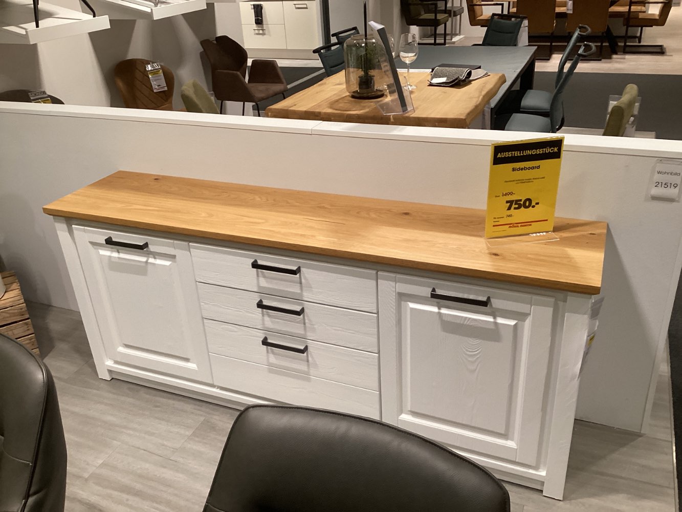 Sideboard