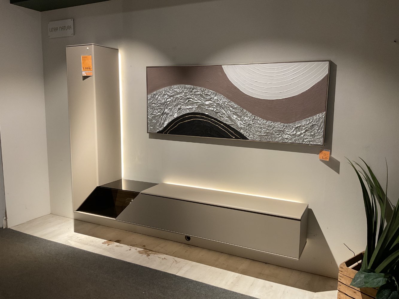 XXXLutz Ausstellungsstück Möbel Wohnwand Lando Lack Sand