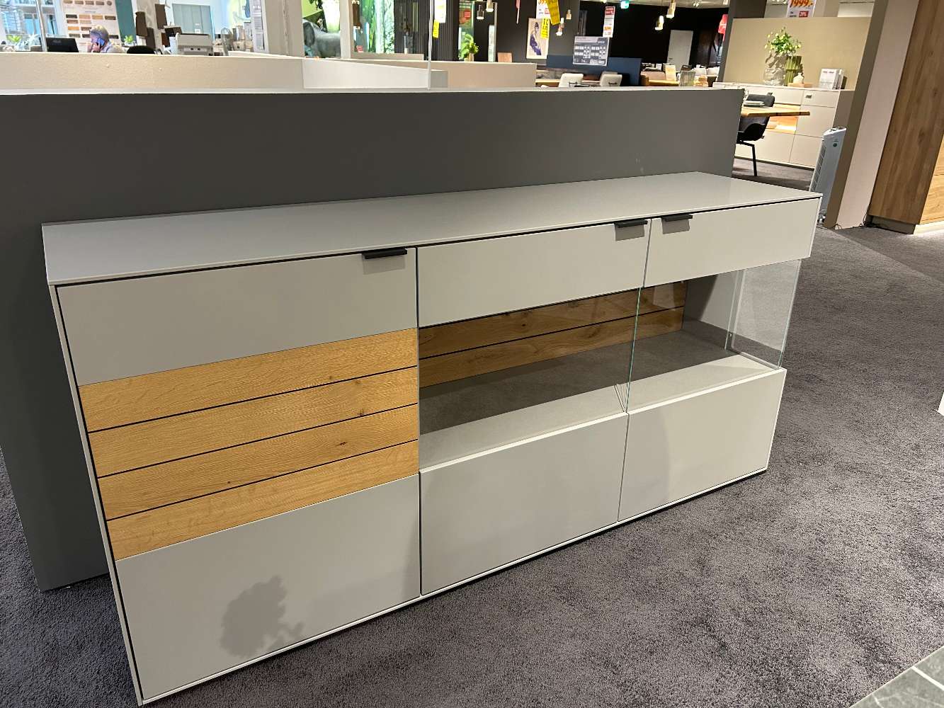 Sideboard