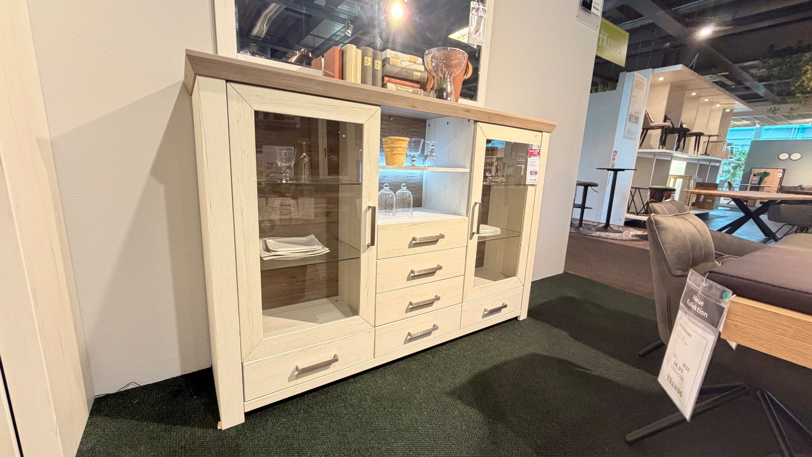 JW Highboard