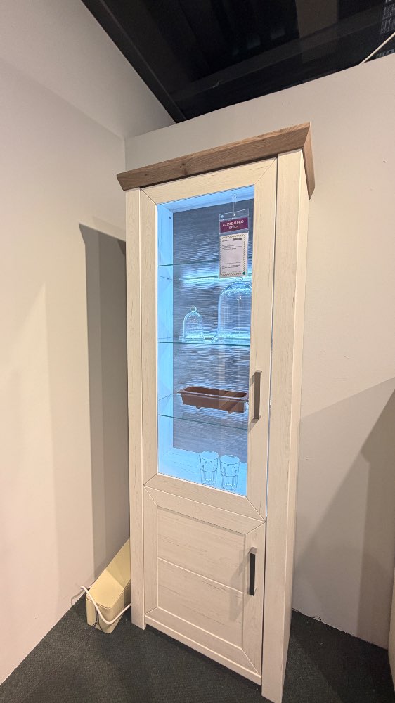 Vitrine inkl. Beleuchtung