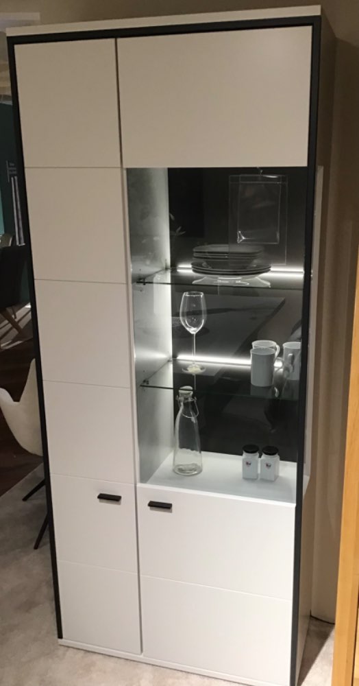 Kombi – Vitrine