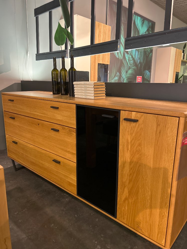 Sideboard