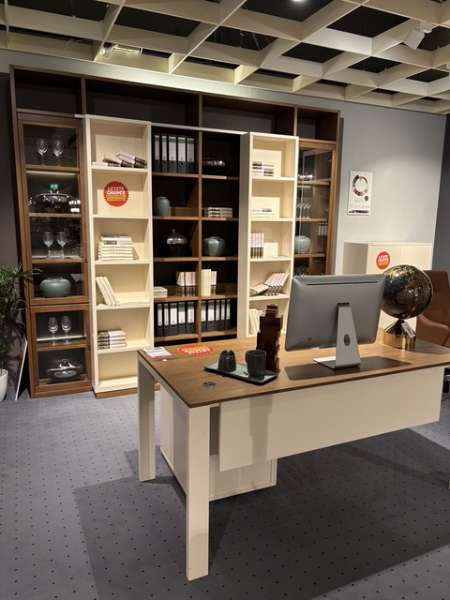 Komplett Büro