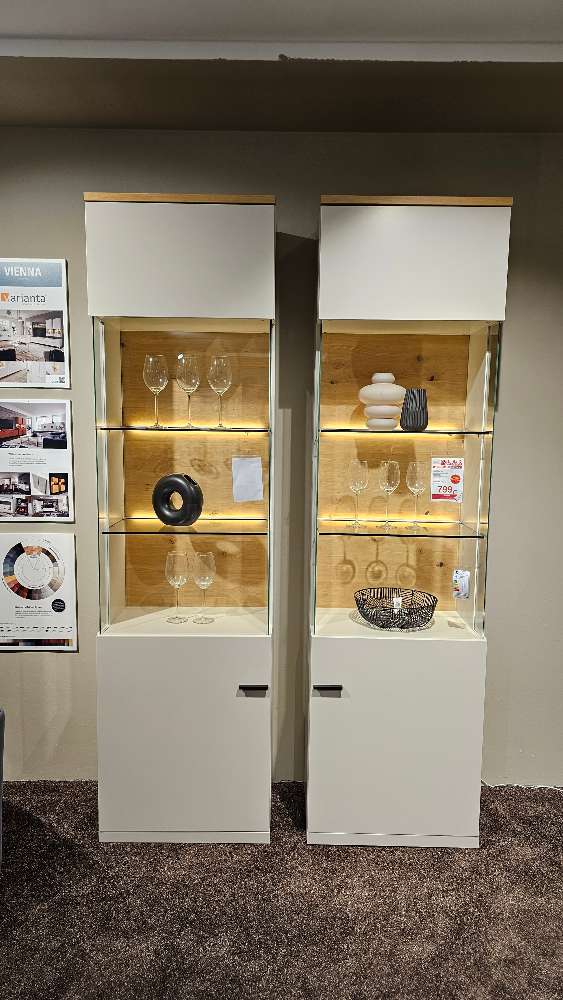 Vitrine Vienna von VARIANTA