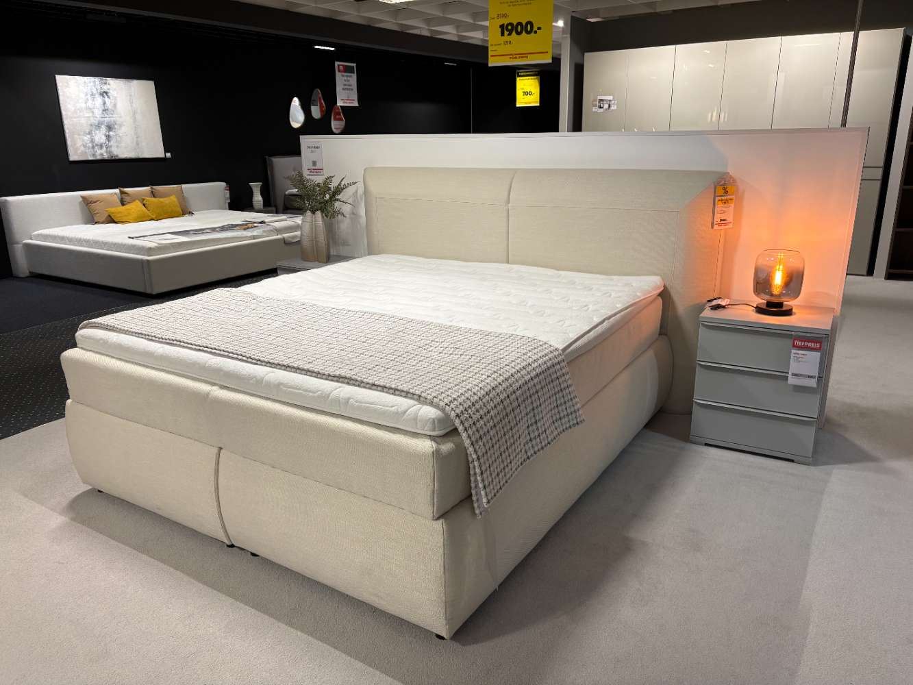 Boxspringbett Vito Brillant creme / Winkle
