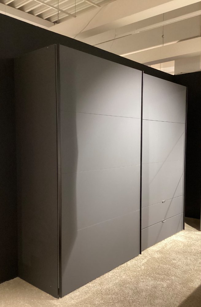 Schwebetürenschrank Paros