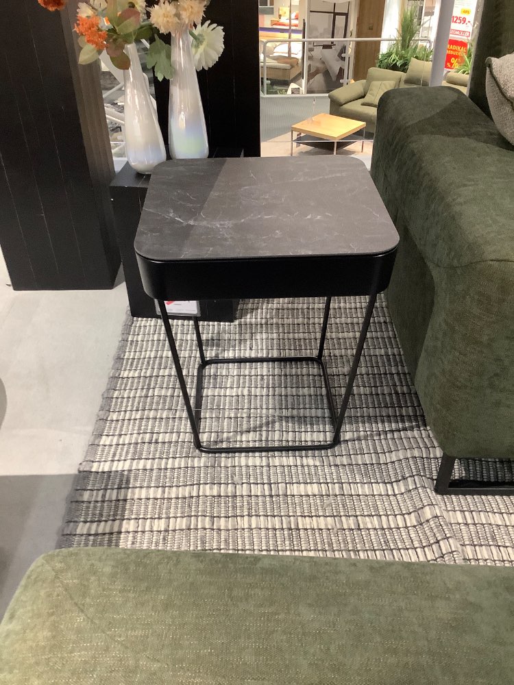 Couchtisch, Keramik mit Stauraum