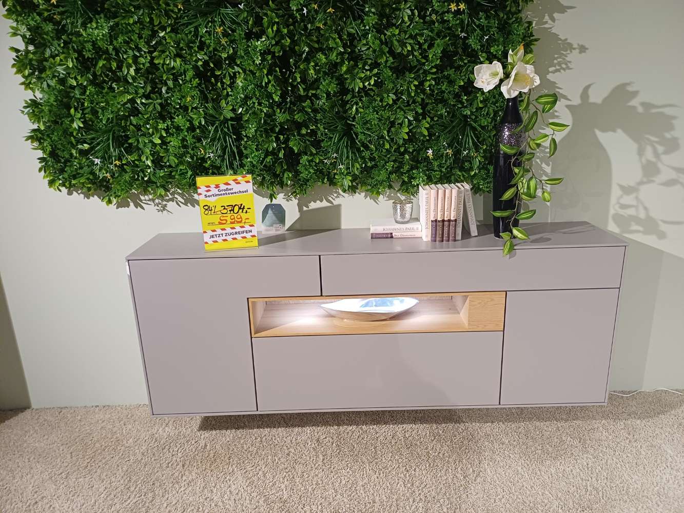 Sideboard