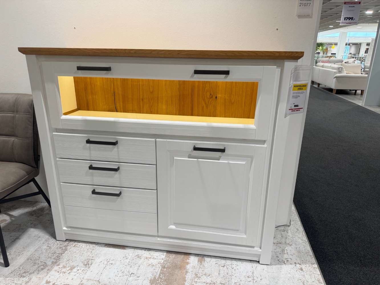 Highboard