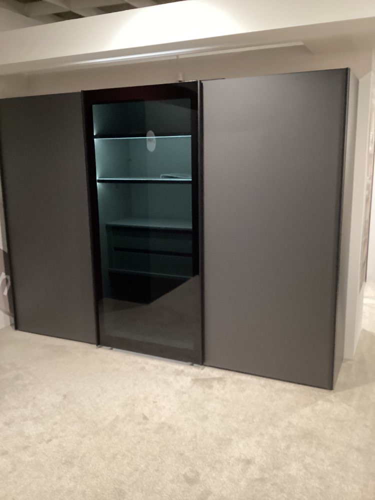 Schrank