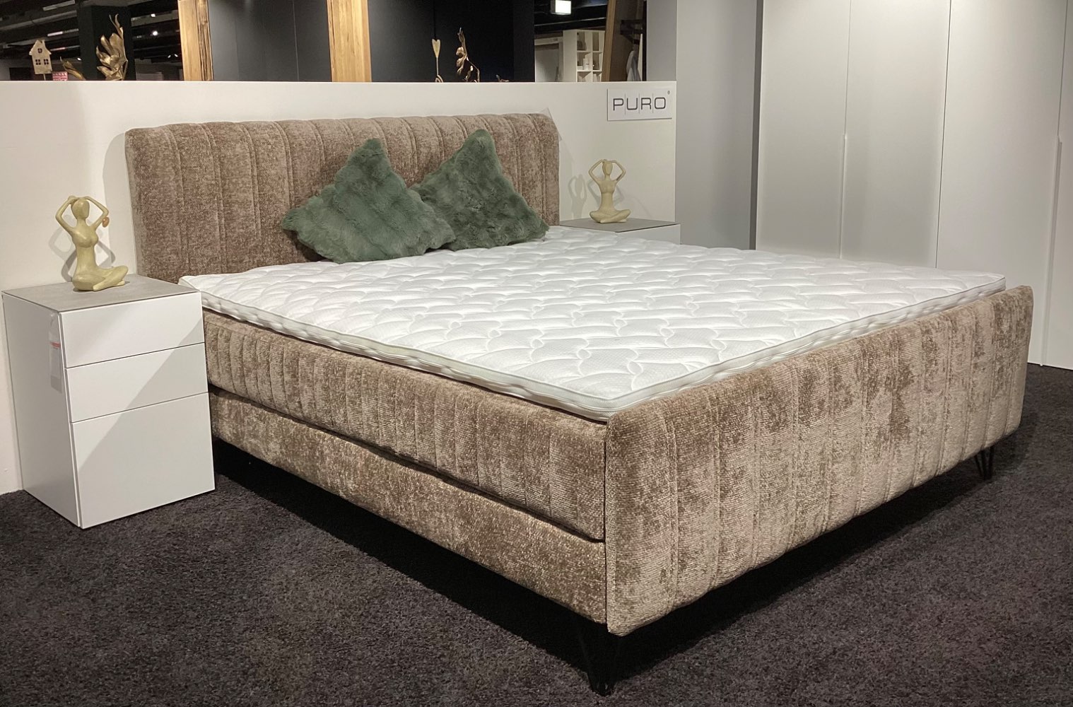 Boxspringbett Vaikne Haga