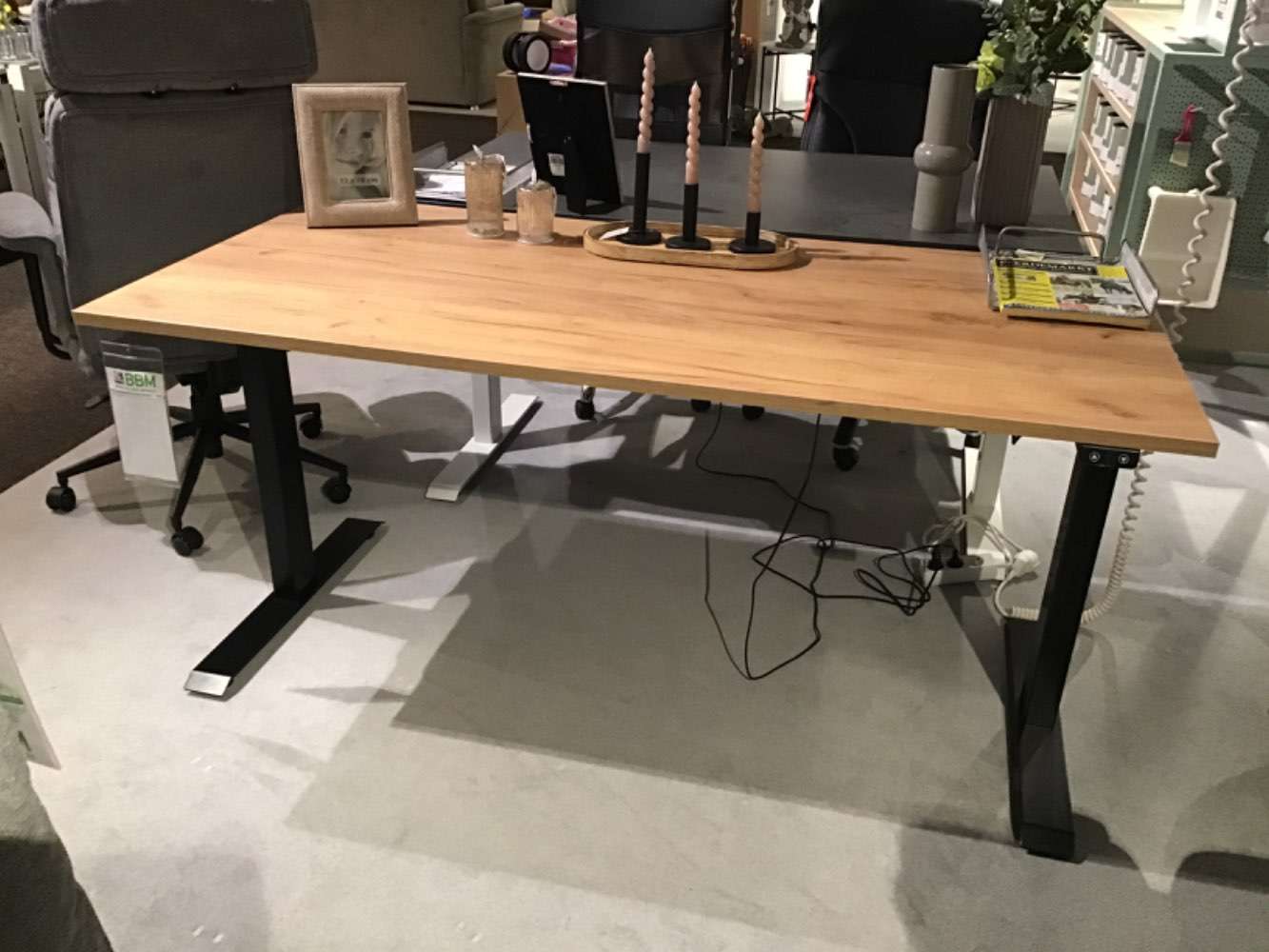 Schreibtisch Navarra Eiche elektrisch verstellbar ca 160x80cm
