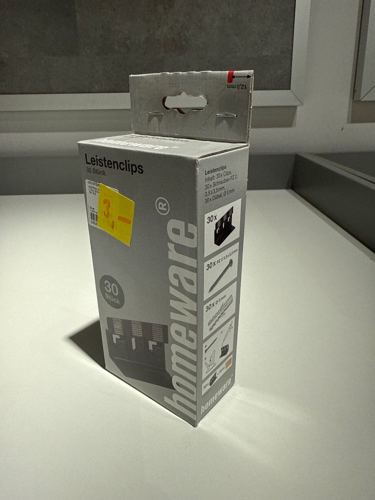 Möbel Leistenclip für Sockelleisten XXXLutz Hirschaid