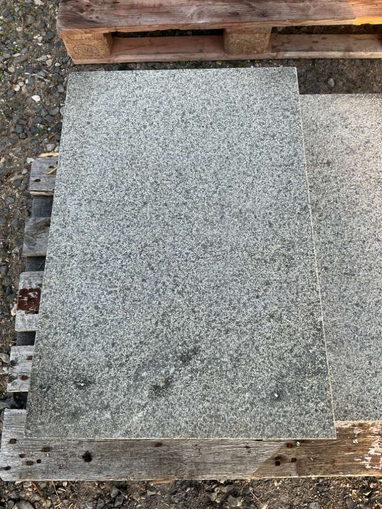 ⭐️ SONDERPOSTEN ⭐️ – Terrassenplatten, Granit, anthr., 60x40x3cm